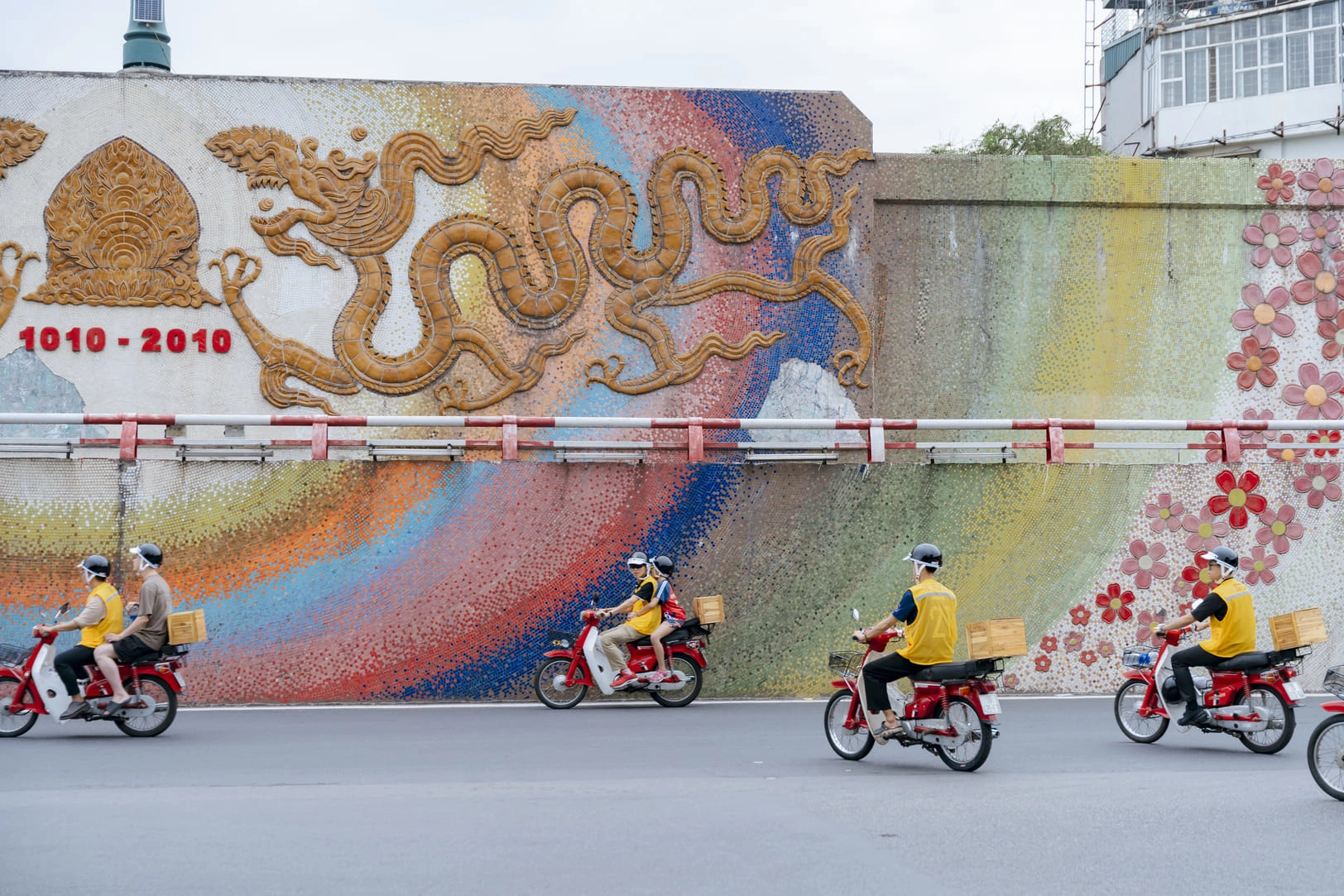 Day Tour | Afternoon Vintage Cub Motorbike Tour in Hanoi